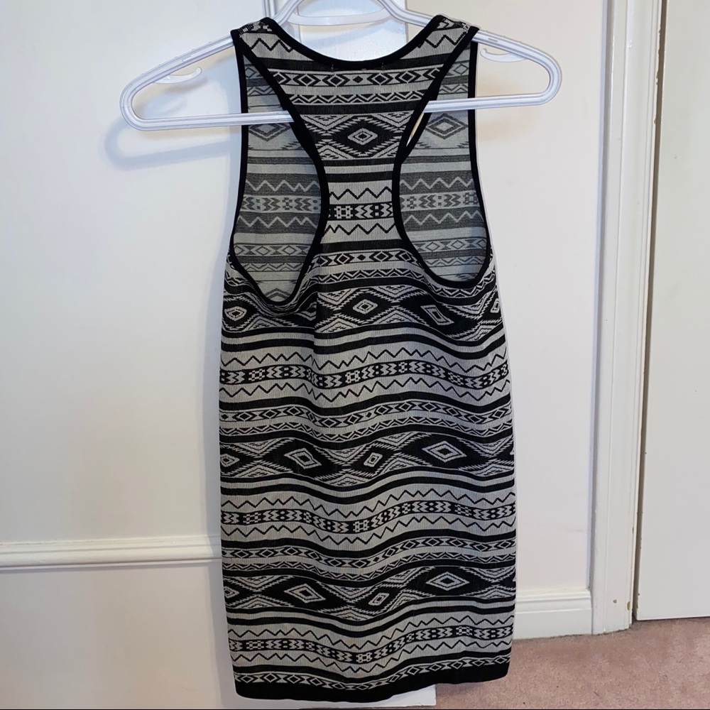 Aztec Dress - Picture 4 of 4